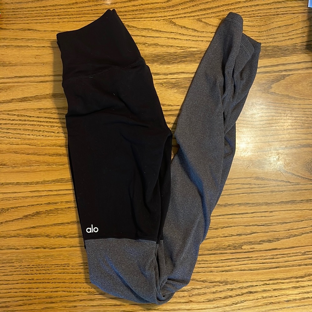 Black/Gray Alo Airbrush High-Waist Goddess Legging - Size Small